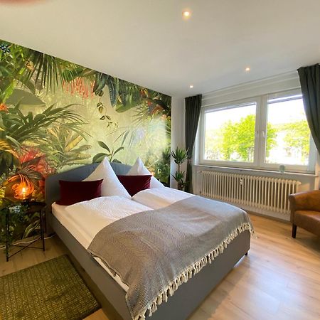 Urban Jungle Apartment In Kassel + Netflix Esterno foto