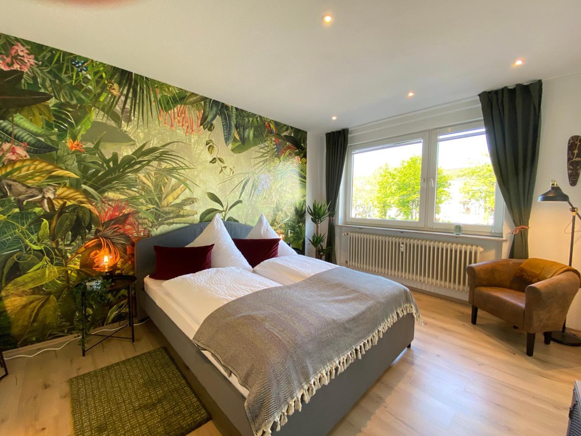Urban Jungle Apartment In Kassel + Netflix Esterno foto